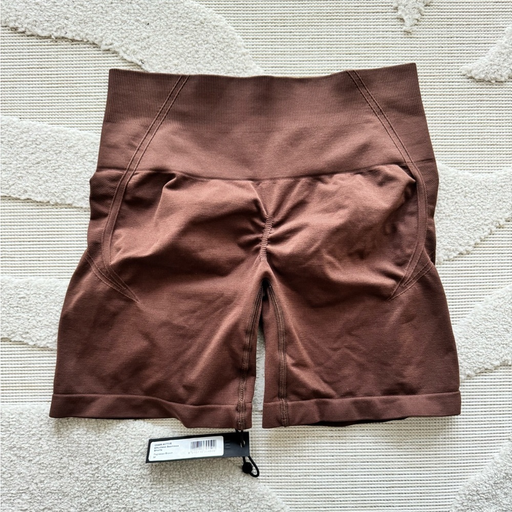 Oner Active EFFORTLESSLIFT HIGH WAISTED SHORTS WITH WHITE LOGO - Picture 3 of 4